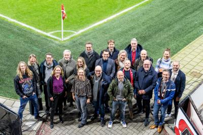 Groepsfoto_AZ bijeenkomst_PrachtPartners_30 november 2023.jpg